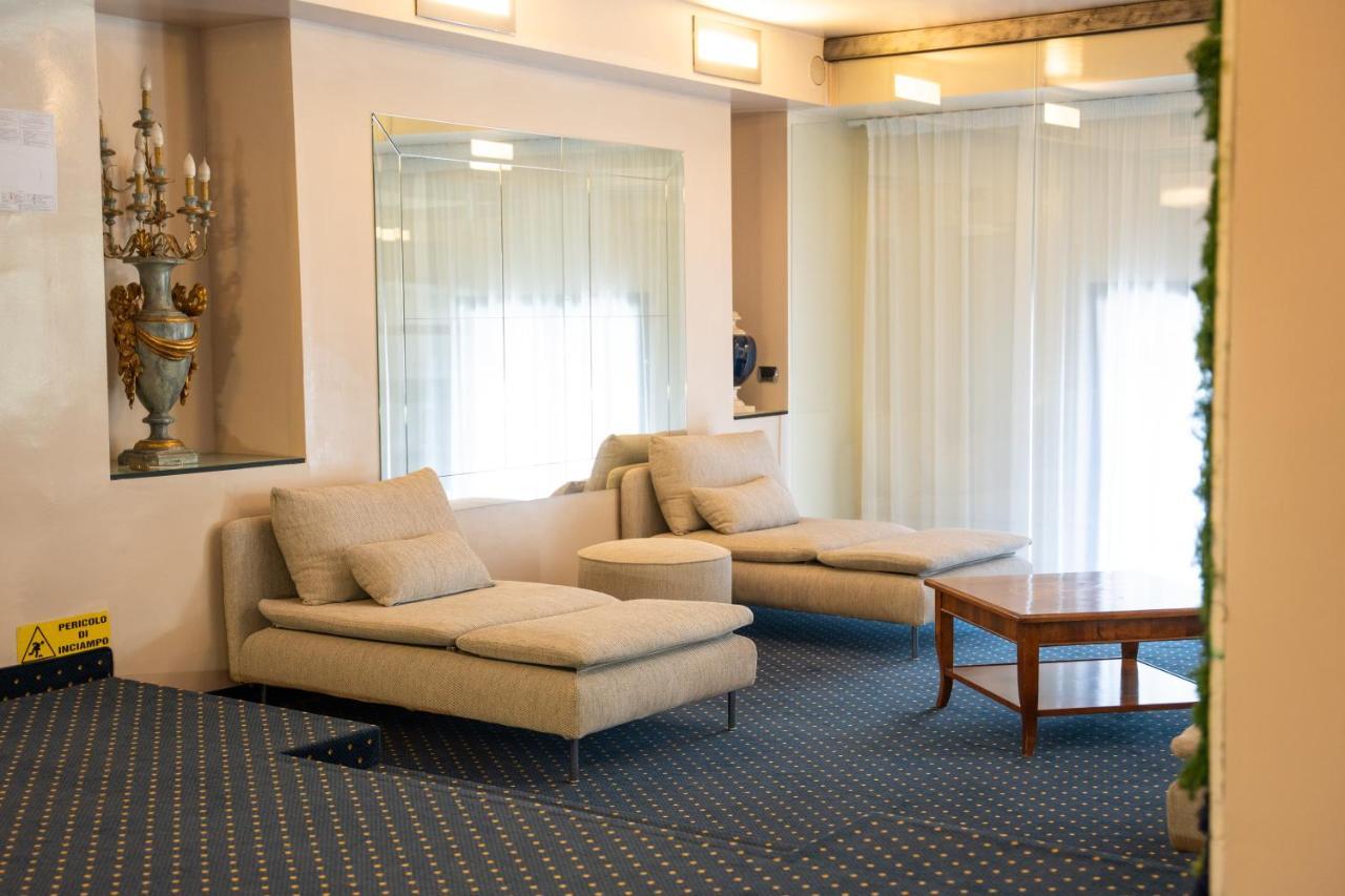 Hotel Kraft Флоренция Екстериор снимка